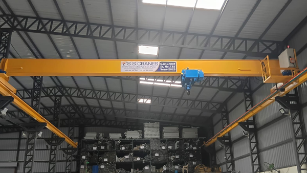 Single Girder EOT Cranes